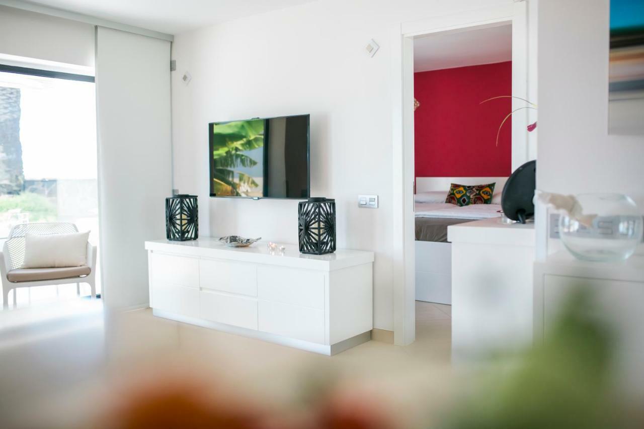 Apartment Monte Del Moro San Agustín Esterno foto